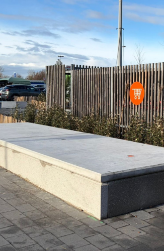 Banc en béton renaturation